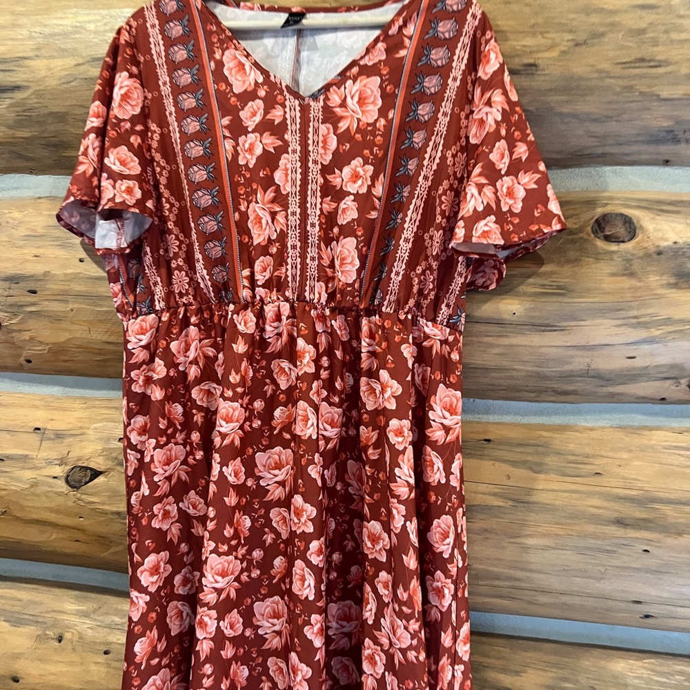 Emory Rose Allover Floral Print Dress - Picture 3 of 5